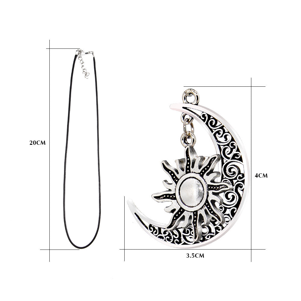 Car Pendant - Sun/Moon - Rearview Mirror Decor